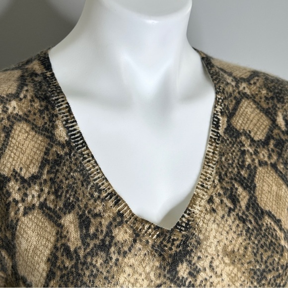 Mainbocker snake print cashmere sweater XL - Picture 5 of 5